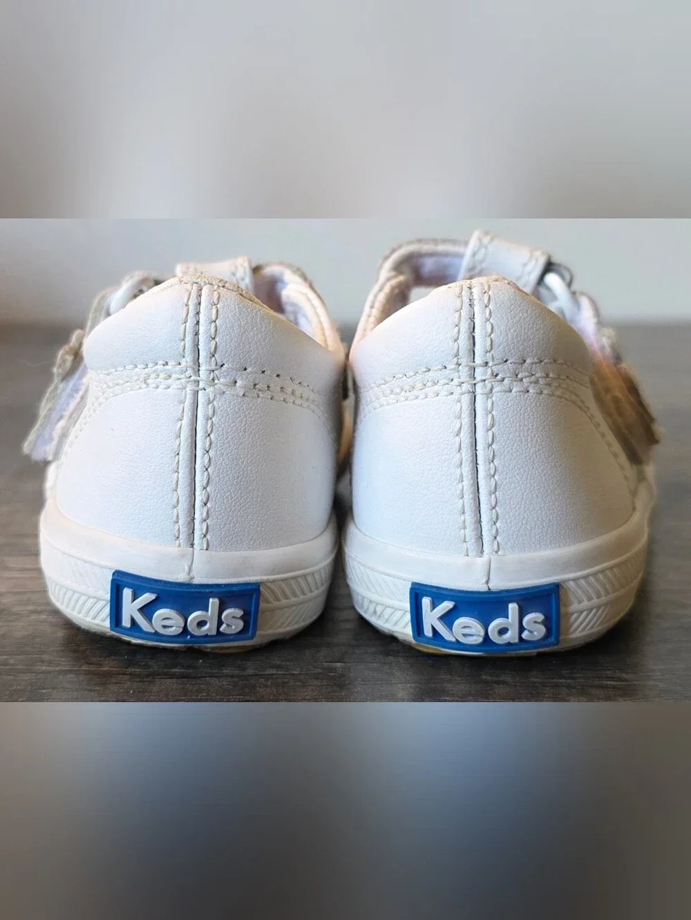 Keds White Leather T-Strap Flower Toddler Sneaker Shoes Size 6